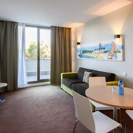Hotel Barcelona Sant Cugat 4*
